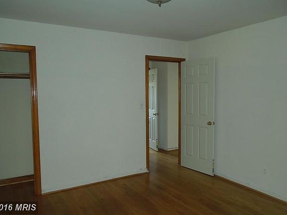 5th image of 3464 Fall Hill Ave