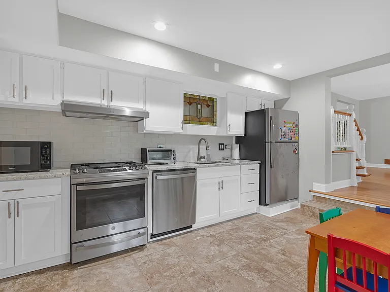 2330 Coach Rd — Photo 12