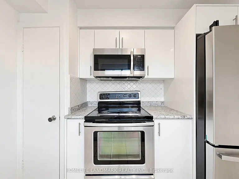 26 Fenside Dr — Photo 23
