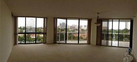 3rd image of 3640 Yacht Club Dr APT 705