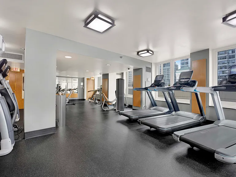 345 N La Salle Dr #1910 — Photo 22