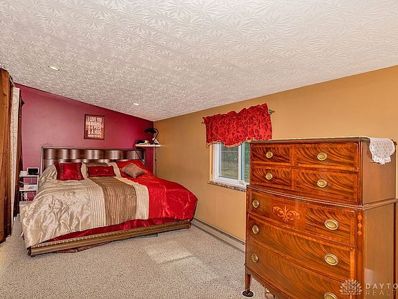 5th image of 261 Littlebrook Dr