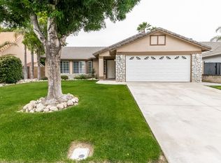 2559 W Montecito Dr, Rialto, CA 92377
