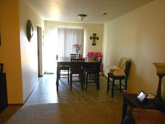 3rd image of 215 N Alvina Ct