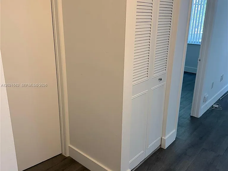 1740 NW North River Dr #325 — Photo 5