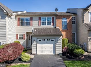 312 Hamilton Dr, Harleysville, PA 19438
