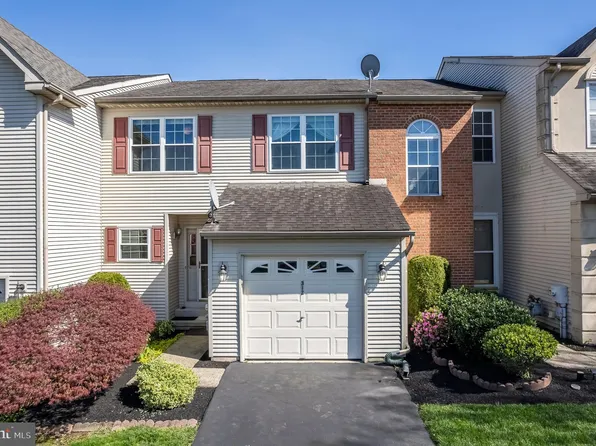 312 Hamilton Dr, Harleysville, PA 19438