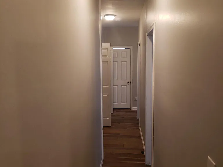 29 Sheldon St #1 — Photo 5