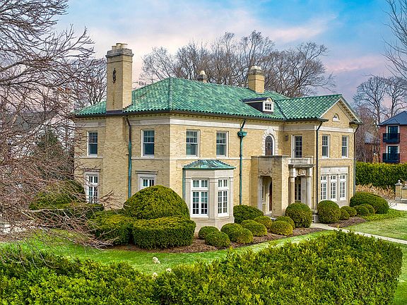 2nd image of 123 Oxford Rd