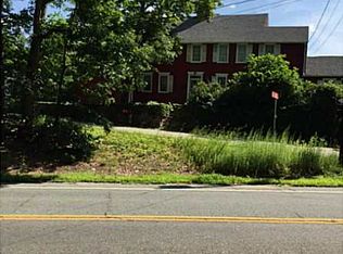 129 Jenckes Hill Rd, Lincoln, RI 02865