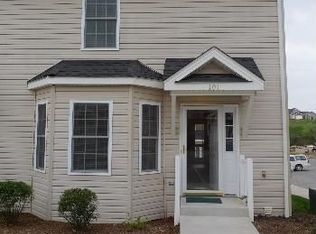 101 Sutherland Dr, Radford, VA 24141