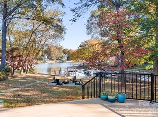 1984 Hickory Hills Dr, Denver, NC 28037