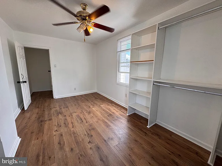 4738 Melvale St — Photo 11