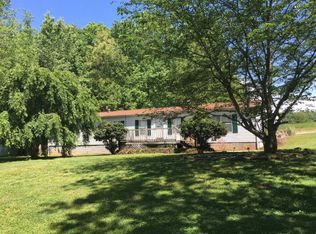 915 Traphill Rd, Traphill, NC 28635