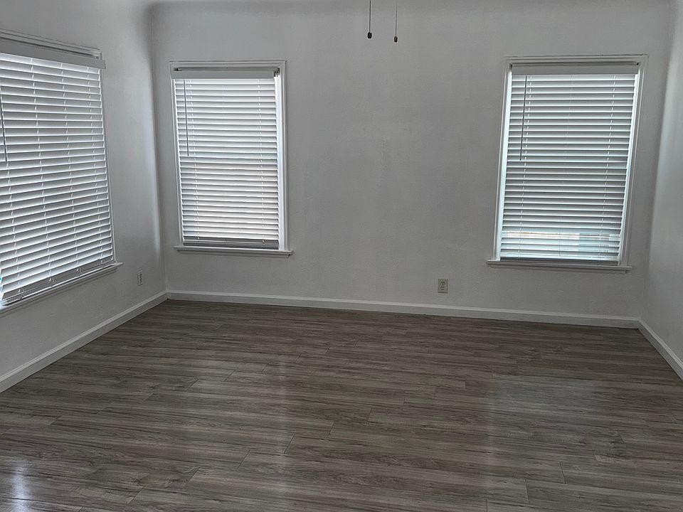 Bedroom #1