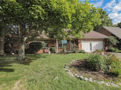 6817 Twin Springs Drive, Sellersburg, IN, 47172