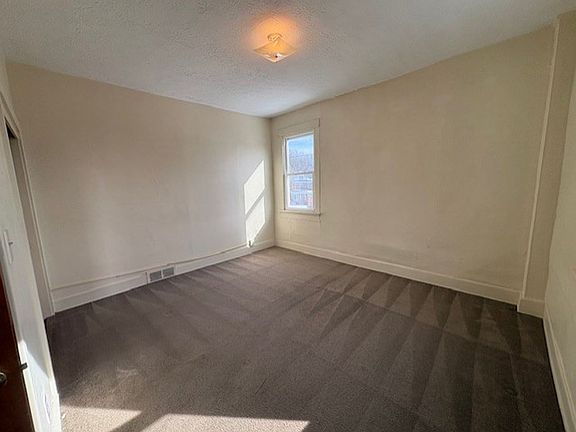 2nd image of 918 N Mantua St APT 3