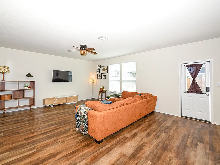 809 Beacon Hts — Photo 20