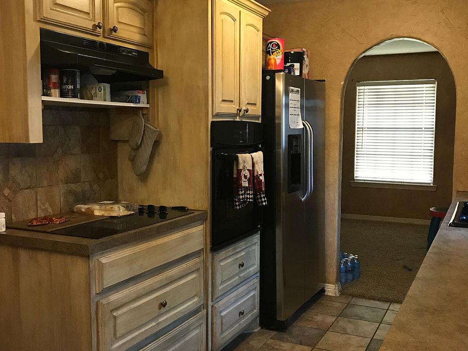 2nd image of 604 Misty Glen Dr