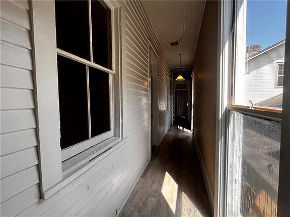 3rd image of 1208 N Gayoso St