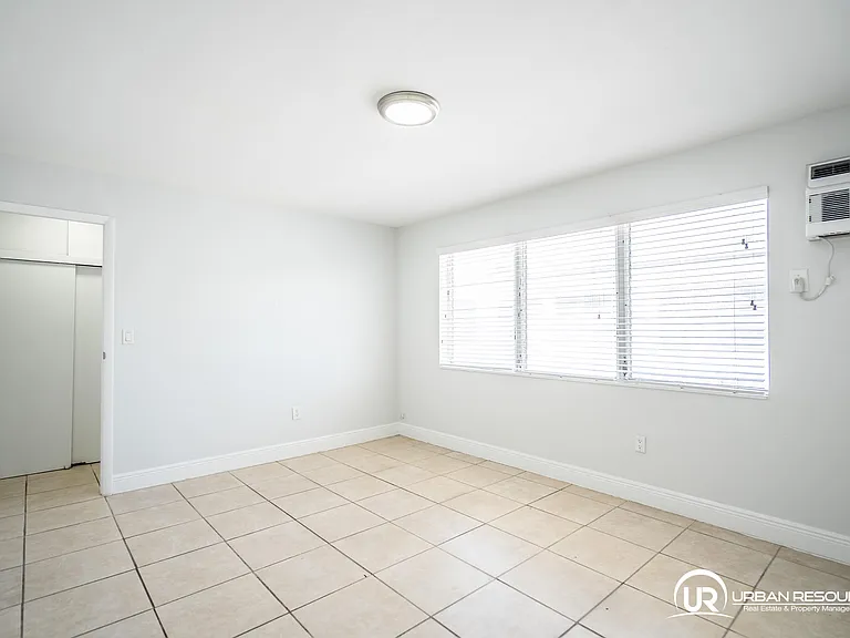 7931 East Dr #201 — Photo 19