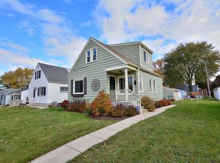 3820 S Herman St, Milwaukee, WI 53207