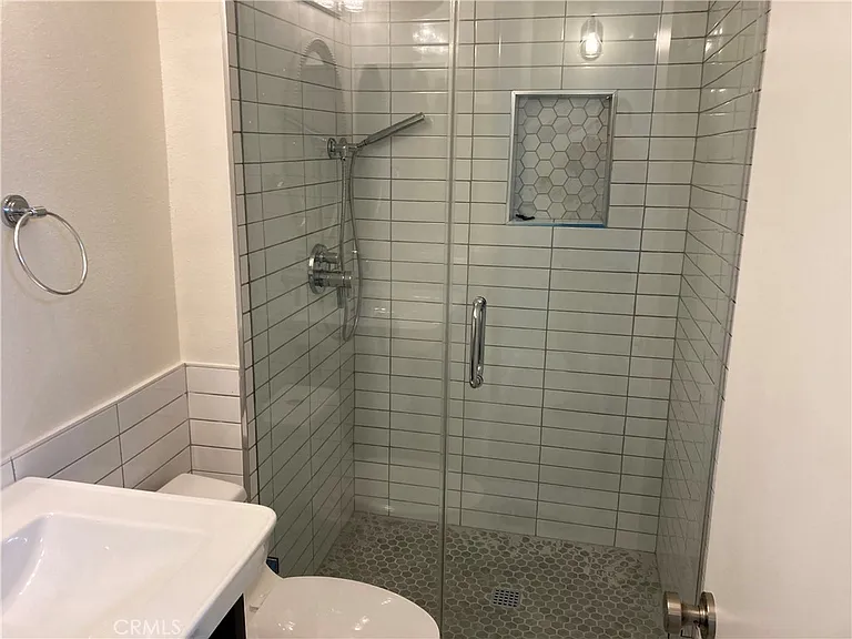 6542 Ocean Crest Dr #B306 — Photo 20
