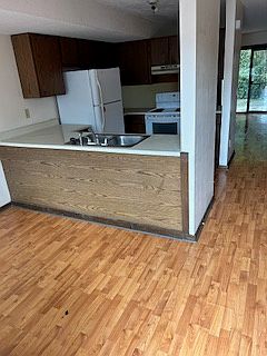 1st image of 105 New St #3
