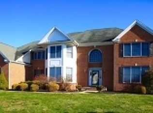 5 Badger Dr, Skillman, NJ