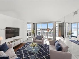 4000 Towerside Ter