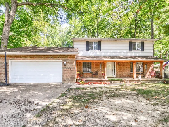2244 Hermitage Dr, Davison, MI 48423