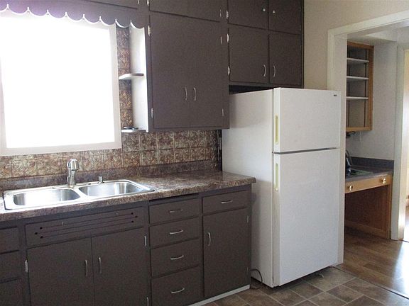 4th image of 1239 S 11th Ave