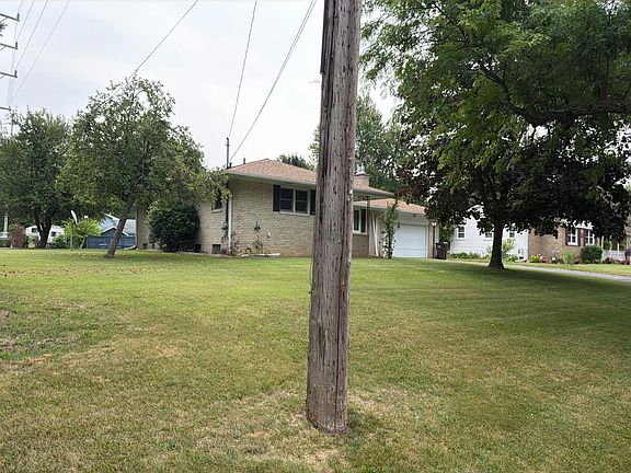 3rd image of 849 Kennedy St