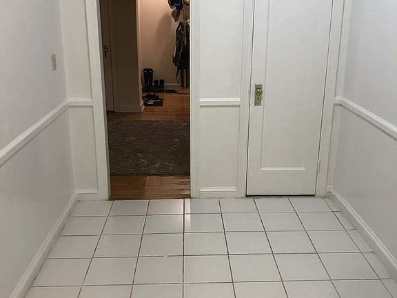 5th image of 10825 72nd Ave APT 4D