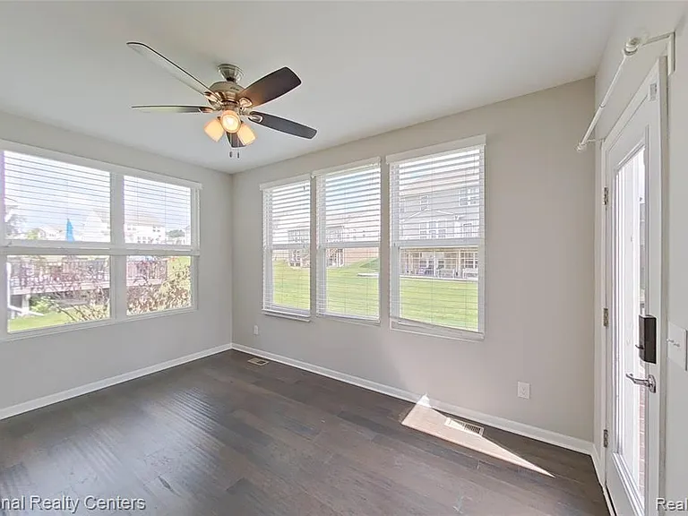 58180 Jonagold Ln — Photo 12