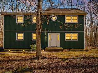 317 Fernwood Dr, East Stroudsburg, PA