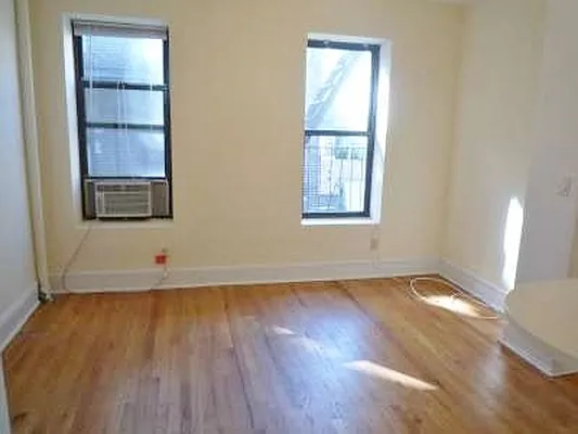 Rented by Julianna Realty Corp | media 20