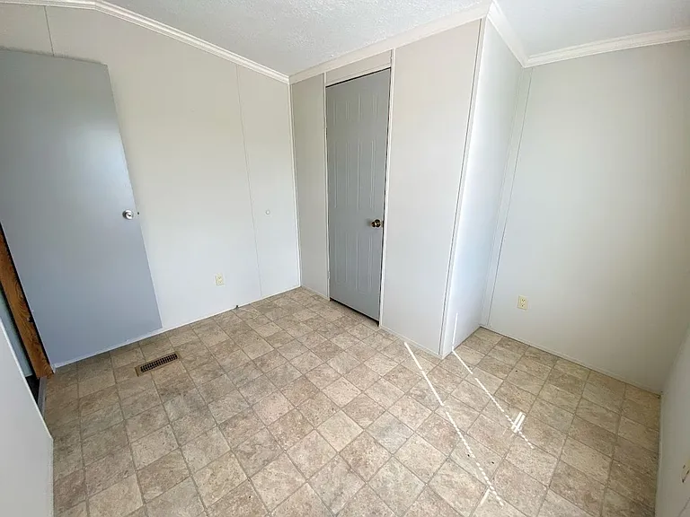 10120 Fournerat Rd — Photo 21