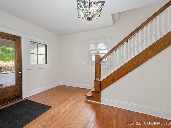 4th image of 237 S Villa Ave