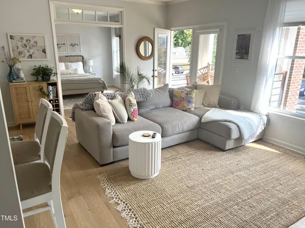 720 N Person St APT 205, Raleigh, NC 27609