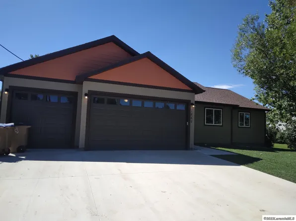 1860 Wyoming Ave, Laramie, WY 82070