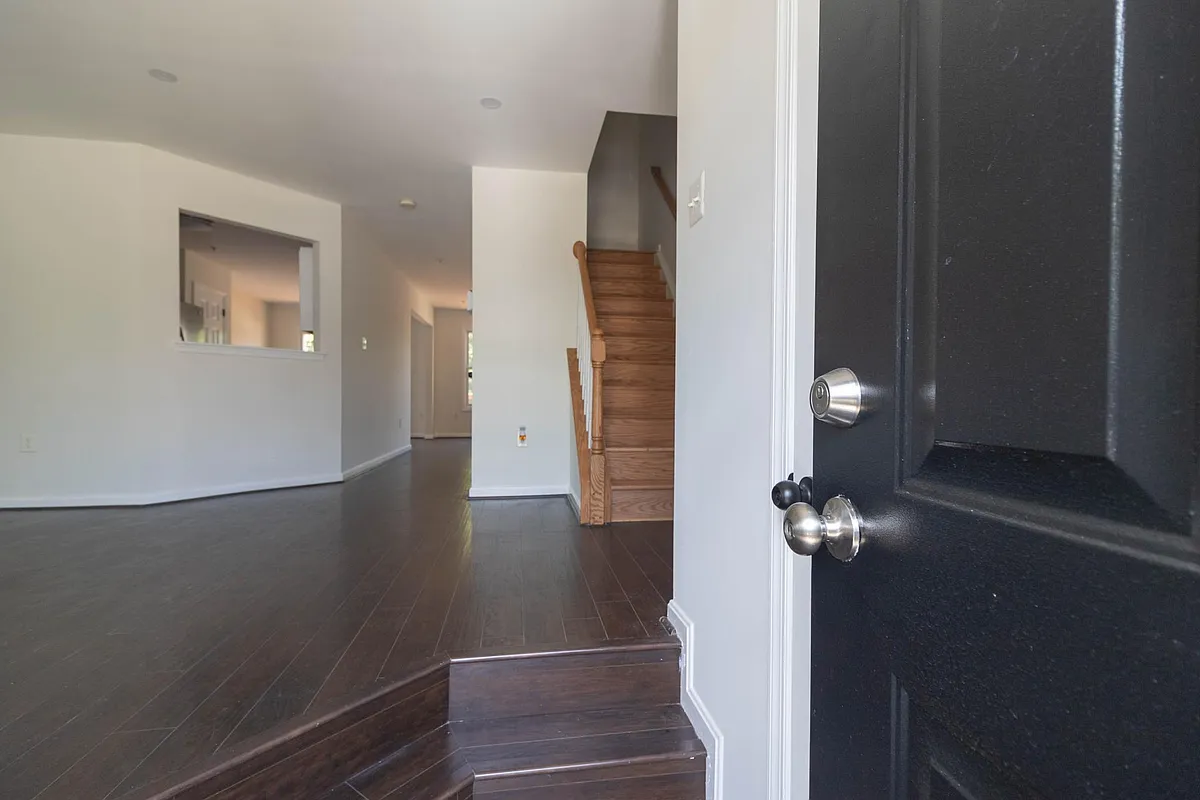 Building Photo - 11525 Leland Pl