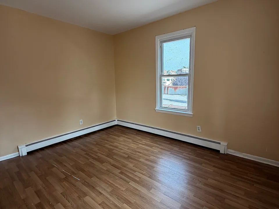 502 Washington Ave #6