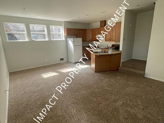 2nd image of 3414 Wetmore Ave Unit 1