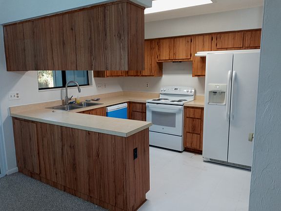 3rd image of 4410 Black Forest Way