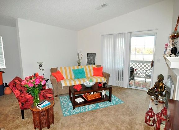 4th image of 1501 Westford Cir APT 201