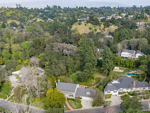 2nd image of 3216 Fryman Rd