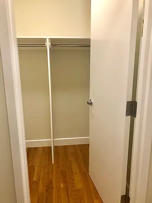 Rented by Stonehenge NYC LLC | media 13