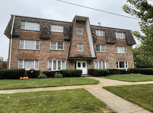 108 Fisk Ave, Dekalb, IL 60115