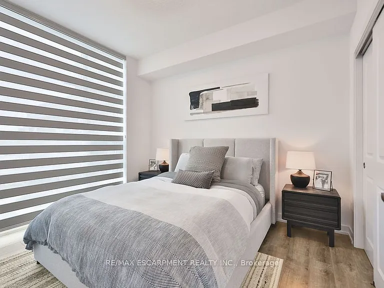 470 Dundas St E #314 — Photo 18
